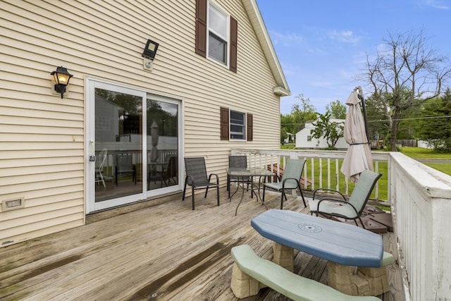 49 First Ave, Enfield, CT 06082 - view of wooden terrace