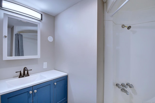 66 Nancy Ln, Naugatuck, CT 06770 - full bathroom with vanity and curtained shower
