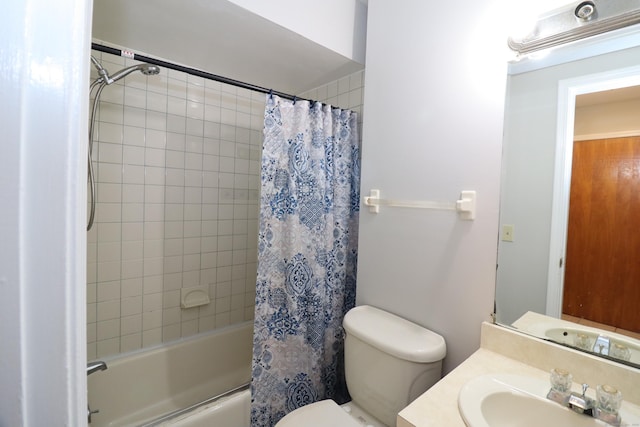 678 Savin Ave Apt 2J, West Haven, CT 06516 - full bathroom with toilet, vanity, and shower / bath combination with curtain