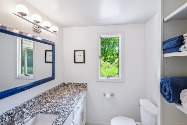 7 Sugar Loaf Cut, Simsbury, CT 06092 - half bath featuring toilet and vanity