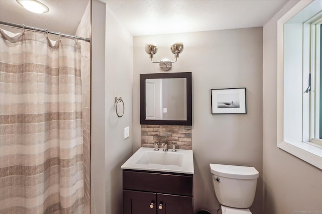 7 Sugar Loaf Cut, Simsbury, CT 06092 - bathroom with decorative backsplash, vanity, toilet, and a shower with shower curtain