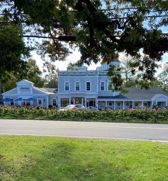 49 Warner Rd, Bridgewater, CT 06752 - view of front of house with a front yard