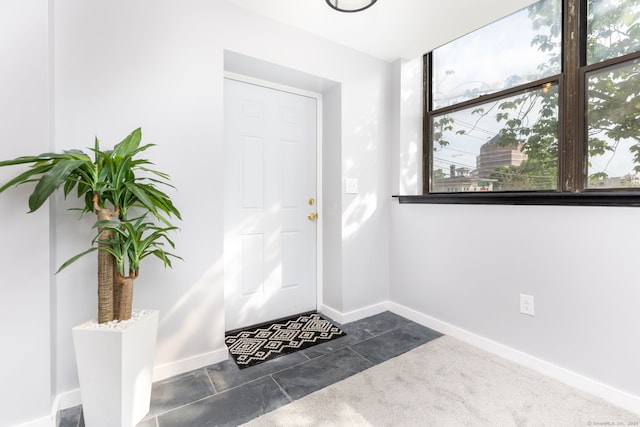 201 College St Unit 3, Middletown, CT 06457 - entrance foyer with baseboards