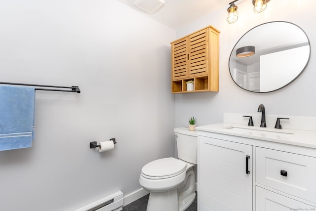 201 College St Unit 3, Middletown, CT 06457 - bathroom featuring toilet, vanity, and baseboards