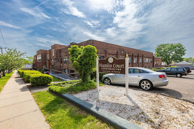 201 College St Unit 3, Middletown, CT 06457 - view of building exterior with a residential view