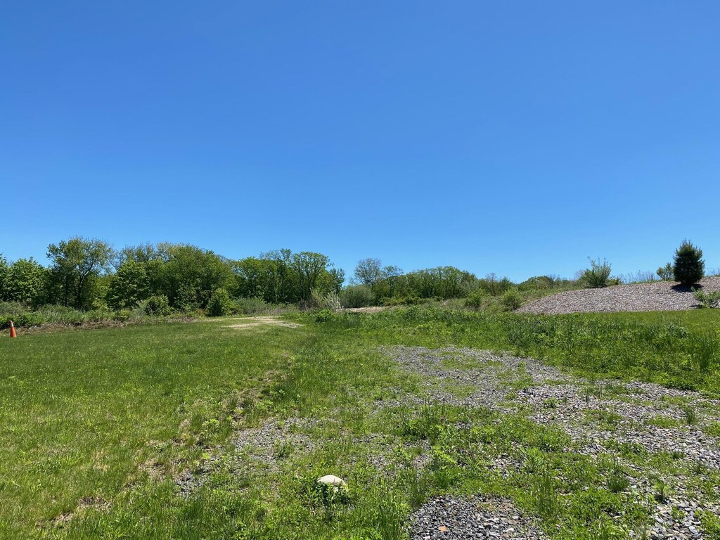 Christian St, Oxford, CT 06478 - photo 1