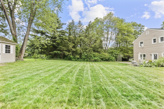 21 Cadwell Rd, Bloomfield, CT 06002 - view of grassy yard