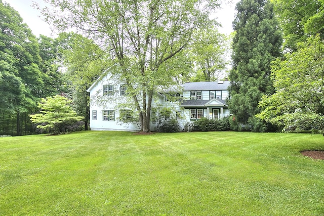 481 Ridgefield Rd, Wilton, CT 06897 - view of grassy yard