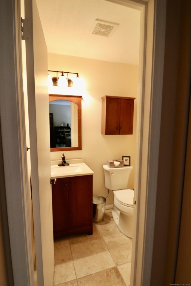 880 Long Hill Rd Unit 880, Middletown, CT 06457 - bathroom featuring toilet and vanity