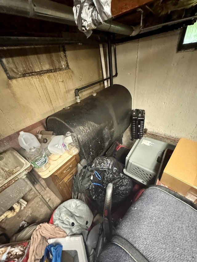 710 Middle Tpke W, Manchester, CT 06040 - unfinished below grade area featuring heating fuel