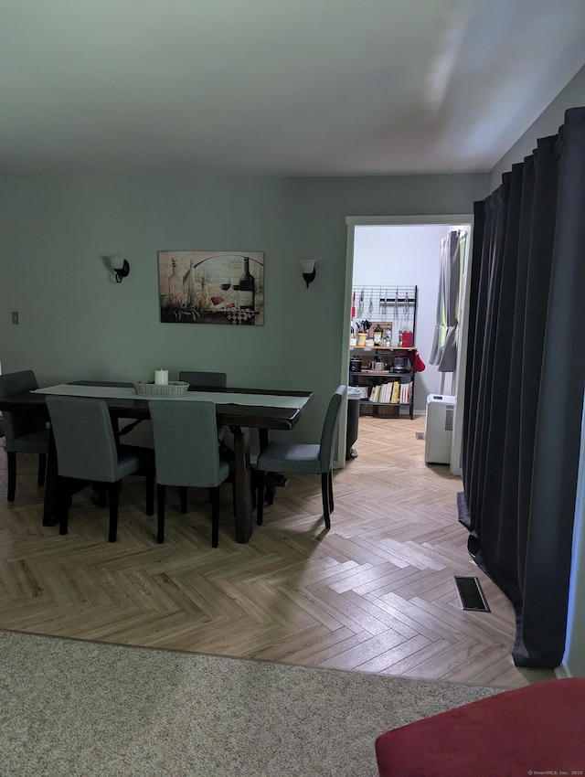 151 Heritage Vlg Unit B, Southbury, CT 06488 - view of dining room