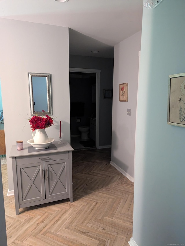 151 Heritage Vlg Unit B, Southbury, CT 06488 - corridor with baseboards