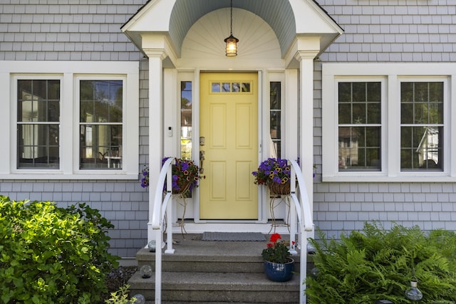 15 Attawan Ave, East Lyme, CT 06357 - view of doorway to property