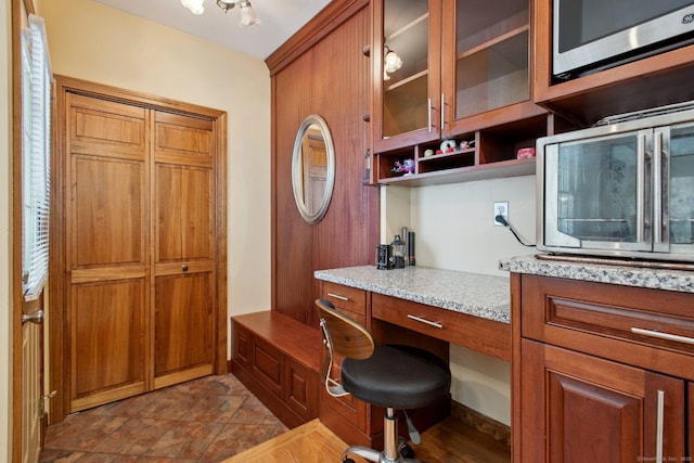 10 Colonial Dr, Clinton, CT 06413 - home office with built in study area