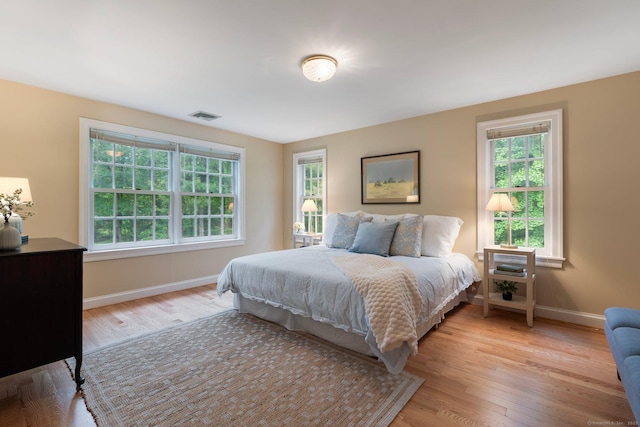 14 Fernhurst, Farmington, CT 06032 - bedroom featuring light wood-style flooring and baseboards