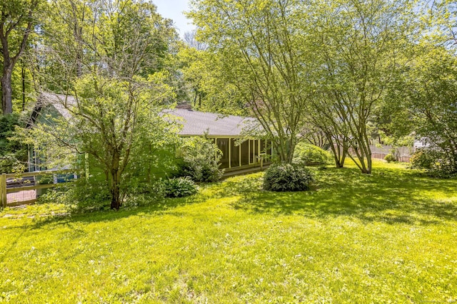 200 Willow St, Hamden, CT 06518 - view of yard featuring a sunroom