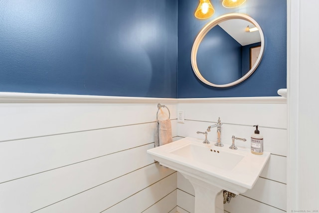 6 Queens Ln, Darien, CT 06820 - bathroom with a sink