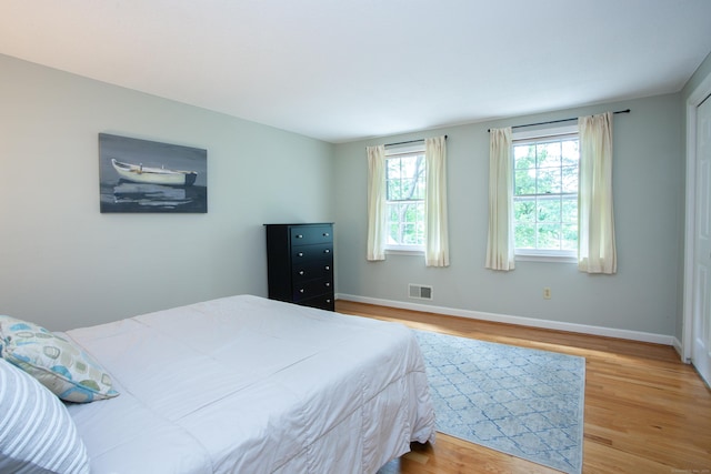41 Blue Ridge Dr, Simsbury, CT 06089 - bedroom featuring wood finished floors and baseboards