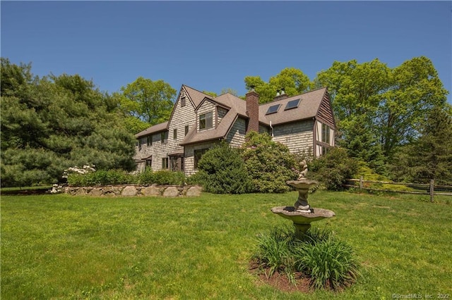 15 Tunxis Trl, Redding, CT 06896 - view of front facade with a chimney