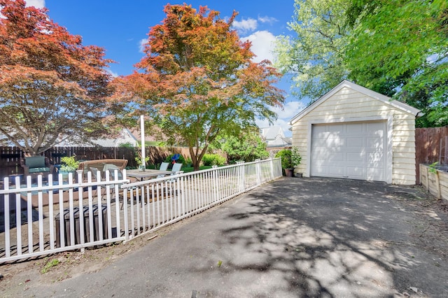 70 Mercer St, Stratford, CT 06614 - detached garage featuring driveway