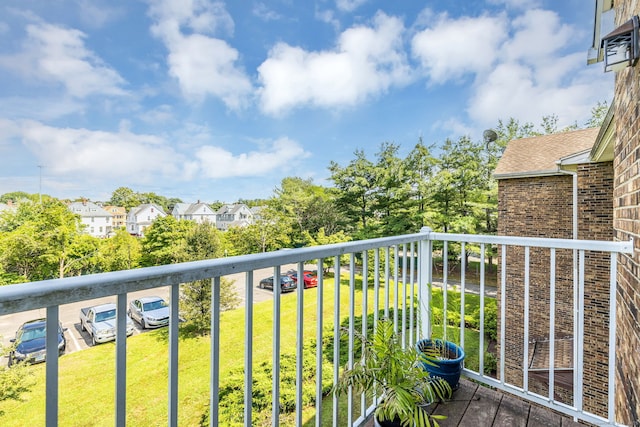 421 Tolland St Unit 312, East Hartford, CT 06108 - balcony featuring a residential view