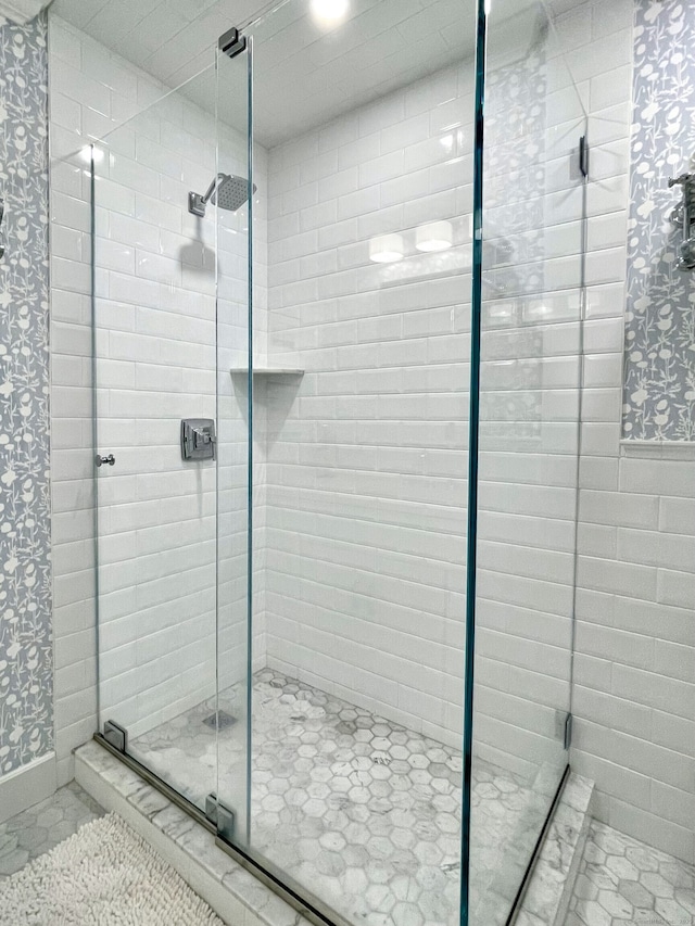 506 Jamestown Rd Unit 506, Stratford, CT 06614 - full bath featuring a stall shower and wallpapered walls