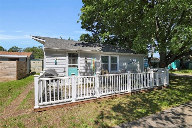 16 N St, Madison, CT 06443 - photo 1