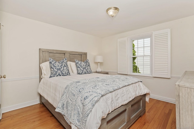 102 Pratt St, Fairfield, CT 06824 - bedroom featuring light wood-style flooring and baseboards