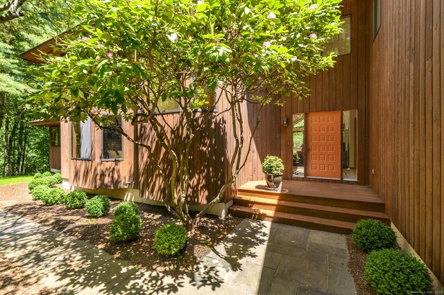 17 Walker Ln, Weston, CT 06883 - view of entrance to property