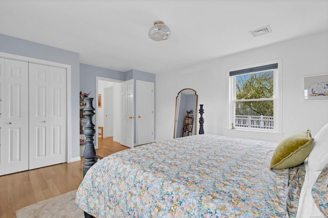 2 Quanaduck Cove Ct Unit 2, Stonington, CT 06378 - bedroom with wood finished floors and a closet