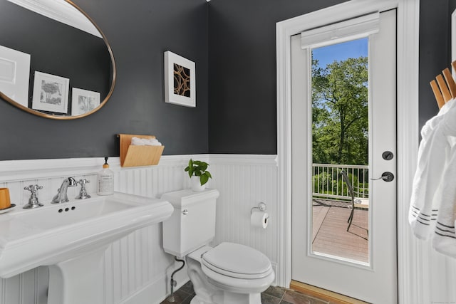 10 Easton Heights Ln, Easton, CT 06612 - bathroom featuring a sink, wainscoting, and toilet