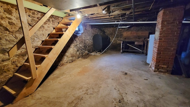 909 N Colony Rd, Meriden, CT 06450 - unfinished below grade area with stairs and oil tank
