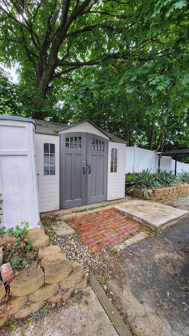 909 N Colony Rd, Meriden, CT 06450 - view of shed