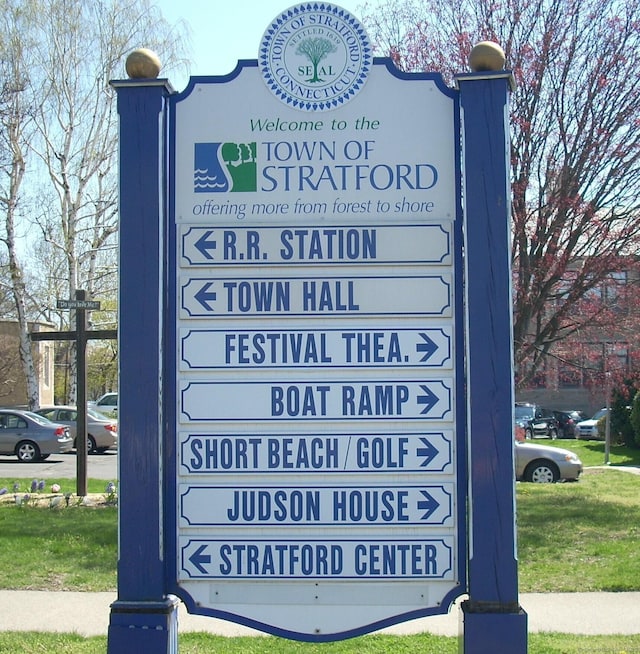 60 Engine House Rd Unit D, Stratford, CT 06614 - exterior view