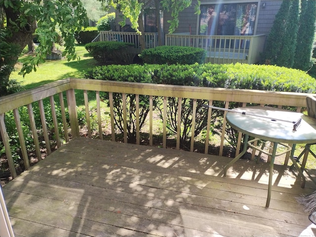 60 Engine House Rd Unit D, Stratford, CT 06614 - view of wooden deck