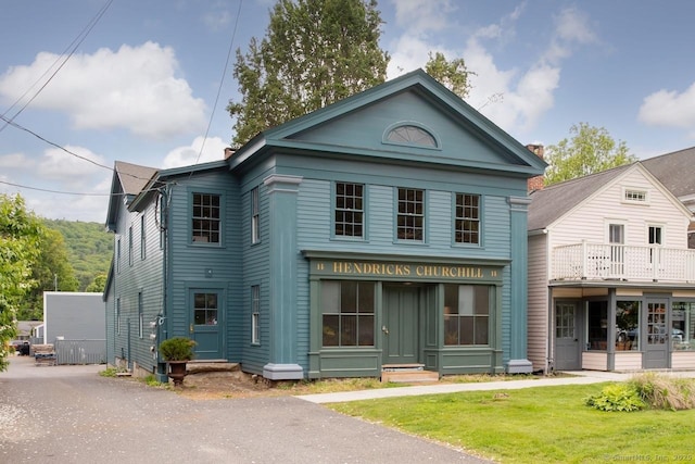 14 Main St, Salisbury, CT 06039 - view of front facade featuring entry steps