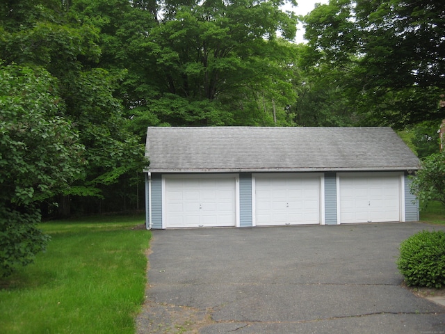 1071 River Blvd, Suffield, CT 06078 - view of detached garage