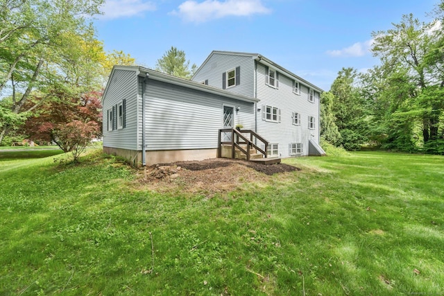 2 Broken Arrow Dr, East Granby, CT 06026 - back of house with a yard