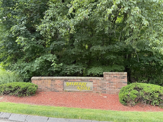 1105 Waterbury Rd Apt 1B, Cheshire, CT 06410 - view of community sign