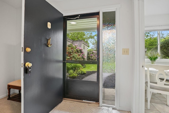 738 Heritage Vlg Unit B, Southbury, CT 06488 - foyer entrance with baseboards