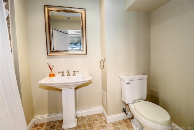 12 Fox Run, Sherman, CT 06784 - bathroom featuring toilet, baseboards, and a sink