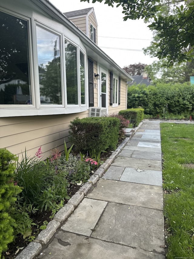 16 Neponsit St, Stamford, CT 06902 - view of property exterior