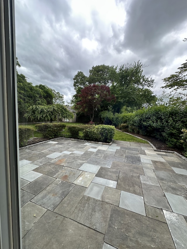 16 Neponsit St, Stamford, CT 06902 - view of patio / terrace