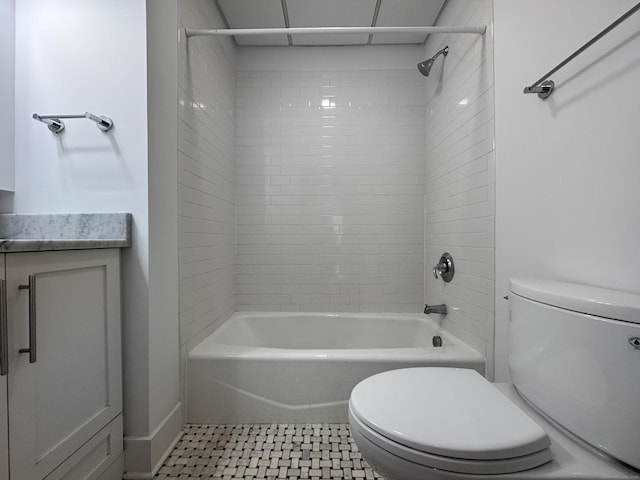 70 Strawberry Hill Ave Unit 5Gr4, Stamford, CT 06902 - full bath featuring toilet, shower / washtub combination, vanity, and tile patterned floors
