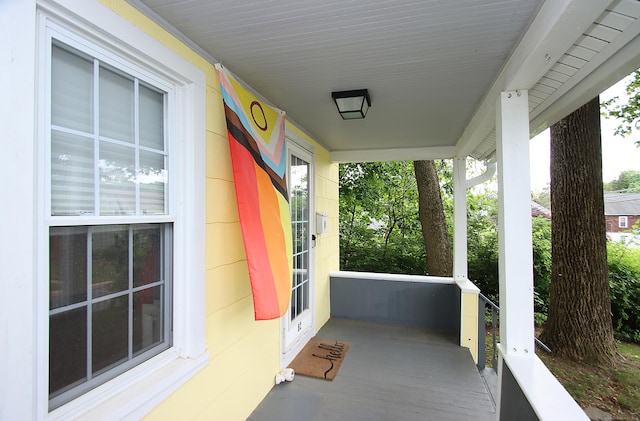 62 Mather St, Manchester, CT 06042 - view of wooden porch