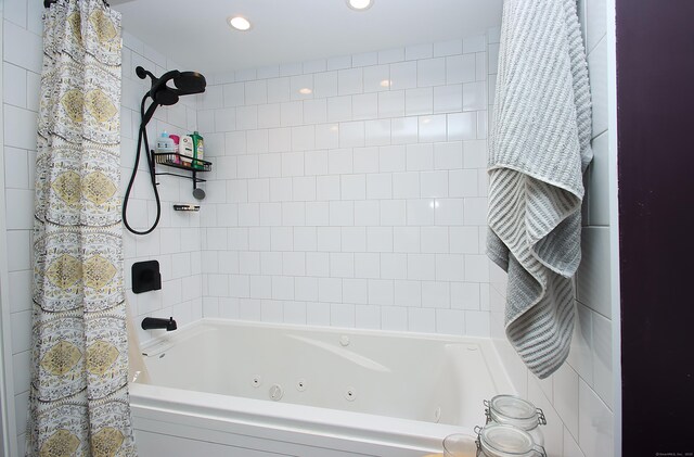 62 Mather St, Manchester, CT 06042 - full bath featuring a combined bath / shower with jetted tub and recessed lighting