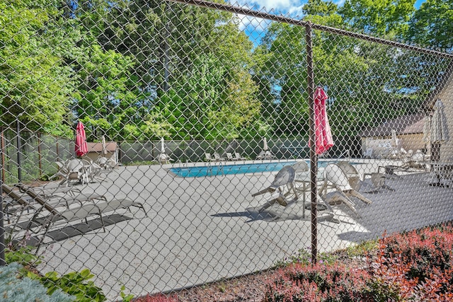 17 Hollow Tree Ln Unit 17, Monroe, CT 06468 - view of pool featuring a patio area