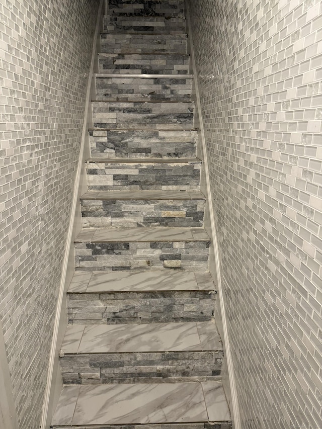297 Laurel Ave, Bridgeport, CT 06605 - view of stairs