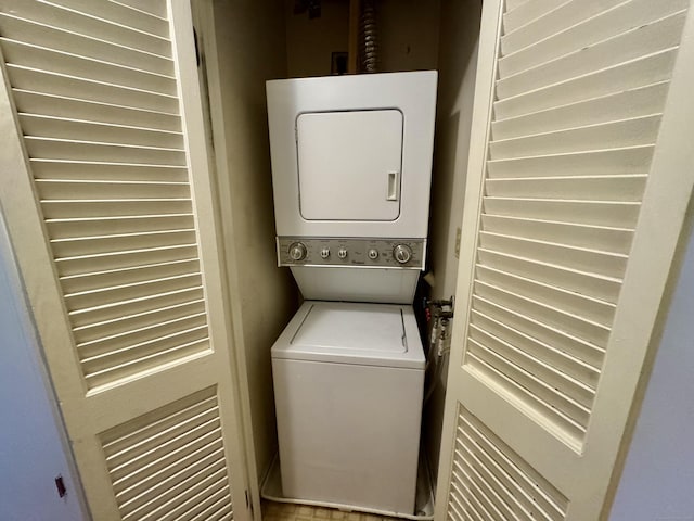 140 Hamden Ave Apt C, Waterbury, CT 06704 - washroom with stacked washer / drying machine