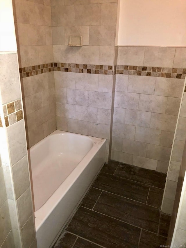 40 Dewey St, New Britain, CT 06051 - full bath featuring bathtub / shower combination